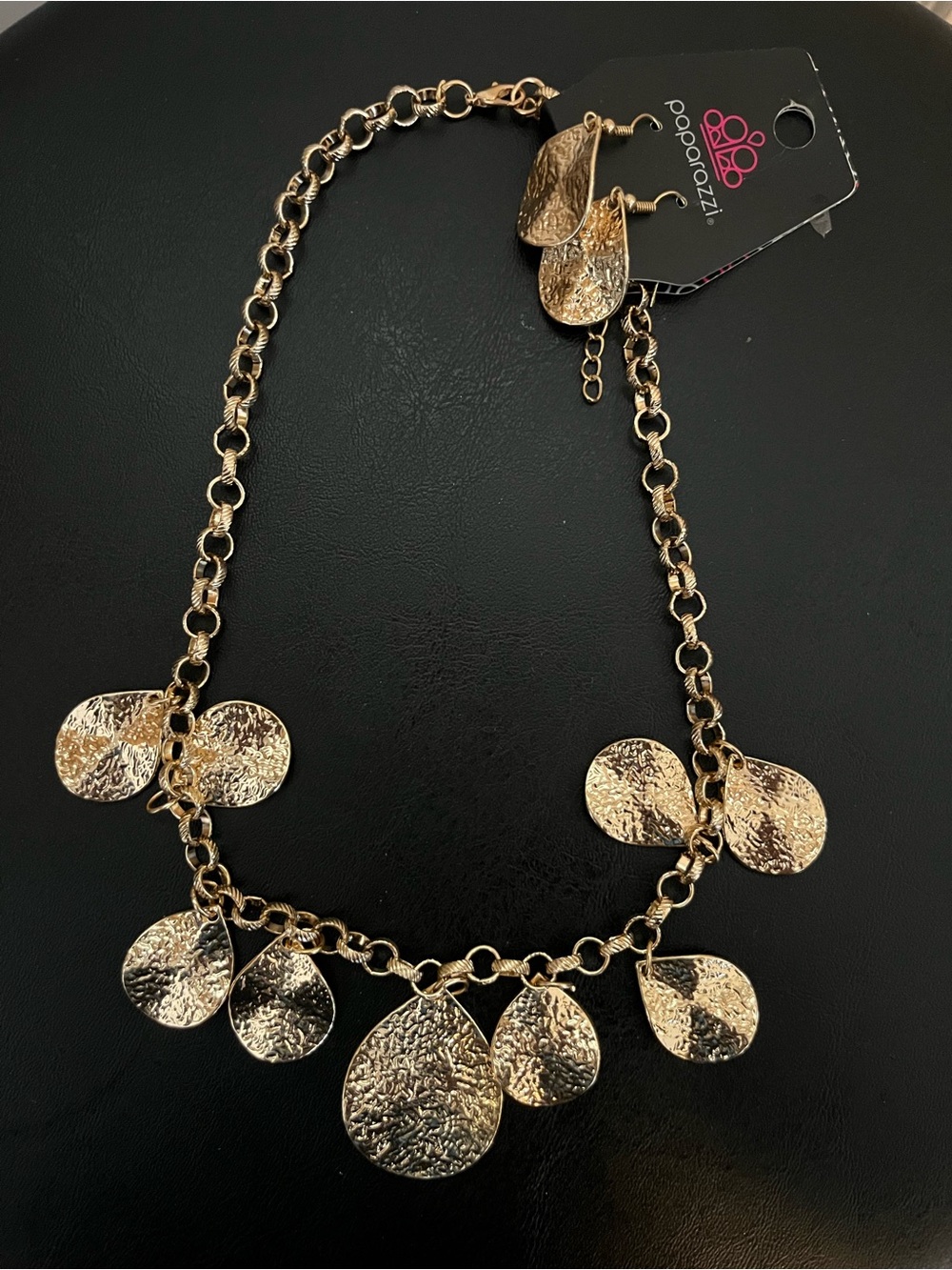 🔥5/$20🔥paparazzi Gold Tone Textured Teardrop Dangle Necklace And Earrings Set